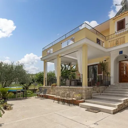 Apartamento Hablando Apartments-70m From The Sea