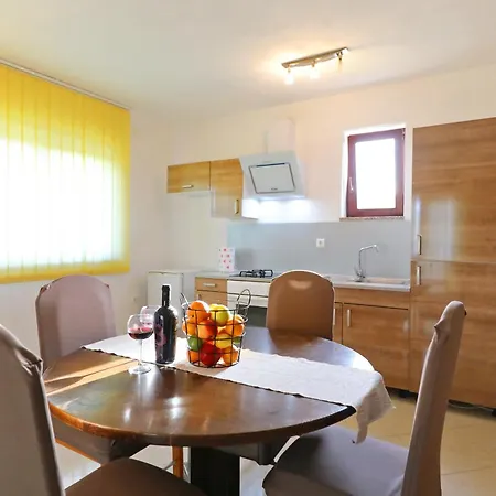 Apartment Hablando Apartments-70m From The Sea *
